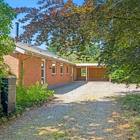 Amra - 1-9km From The Sea By Interhome Vakantiehuis